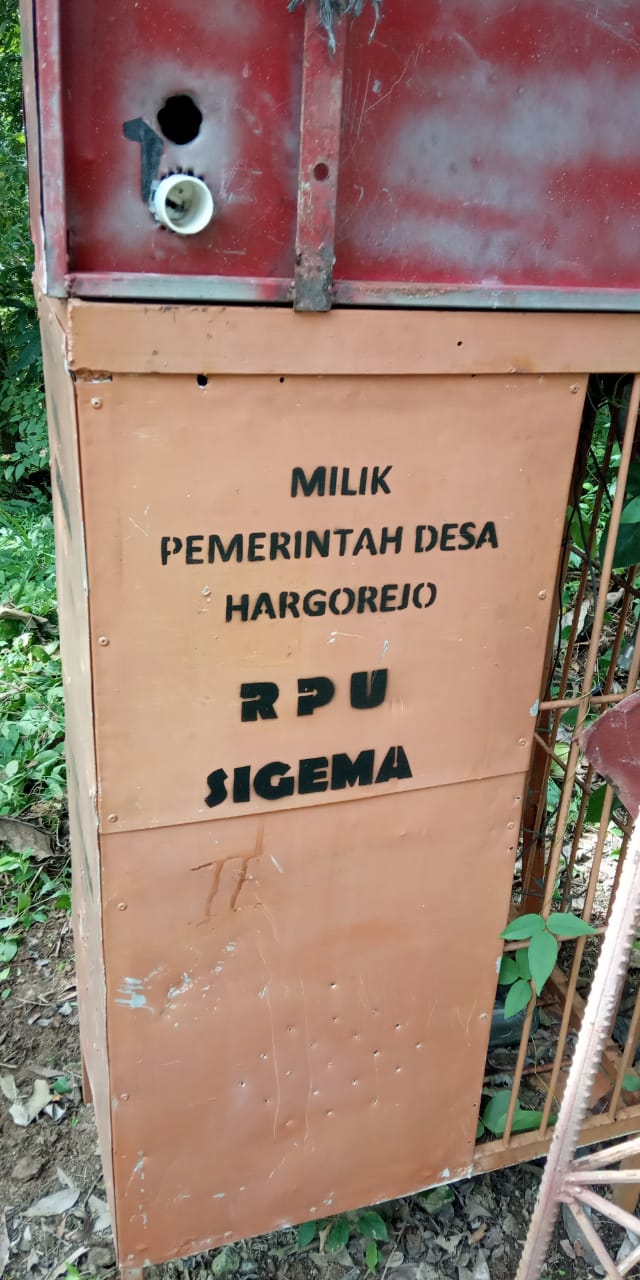 Keberadaan Tower Pancar Ulang Di Gunung Boto